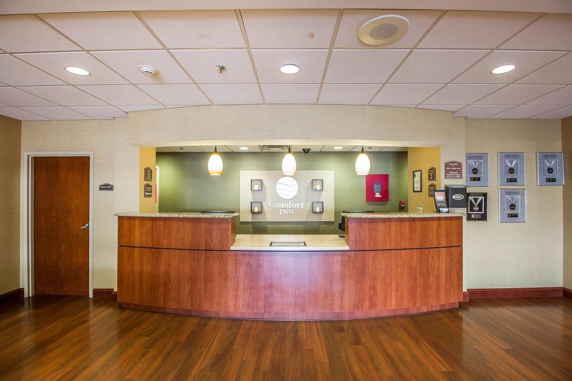 Comfort Inn Powell - Knoxville North Exterior photo